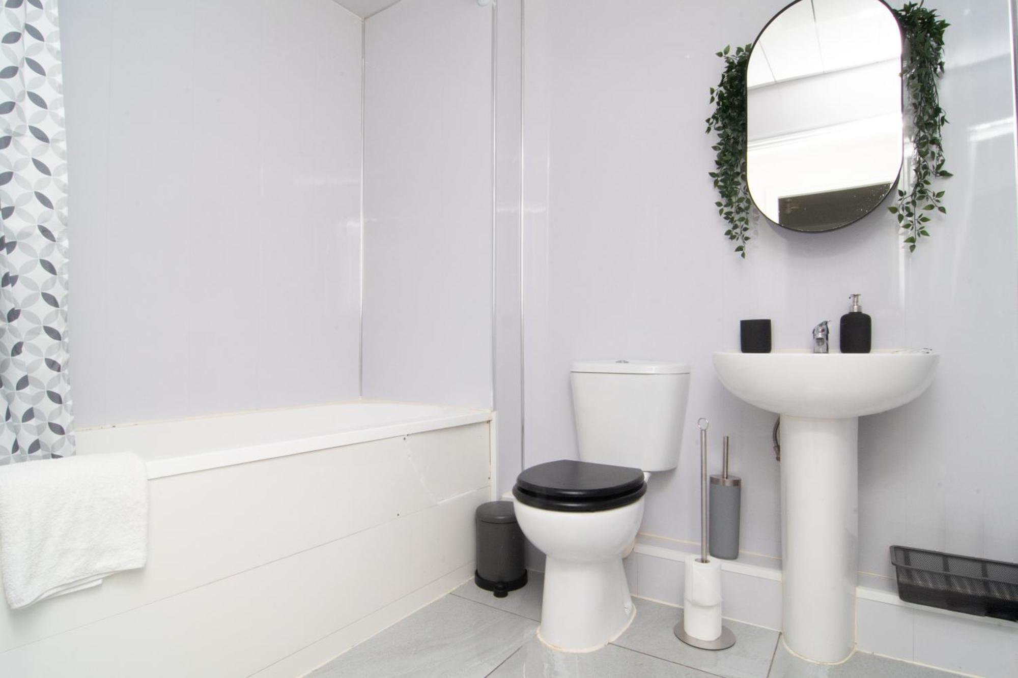 Apartment 2 Bed 2 Bath Centre Sleep 7 Liverpool