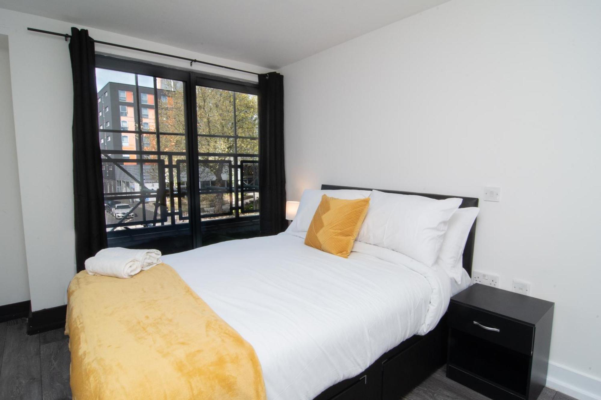 2 Bed 2 Bath Centre Sleep 7 * Liverpool